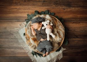 Babyfotoshooting-Kassel-Junge-rustikal-10