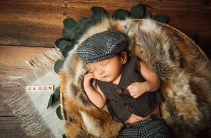 Babyfotoshooting-Kassel-Junge-rustikal-12