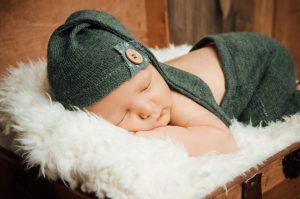 Babyfotoshooting-Kassel-Junge-rustikal-3
