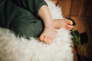Babyfotoshooting-Kassel-Junge-rustikal-5