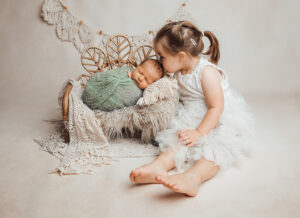 newborn shoot mit geschwistern